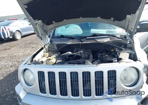2008 Jeep Patriot Sport from USA, damaged, VIN 1J8FF28W78D749498